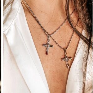 Elegant Silver / Gold Cross Pendant Necklace